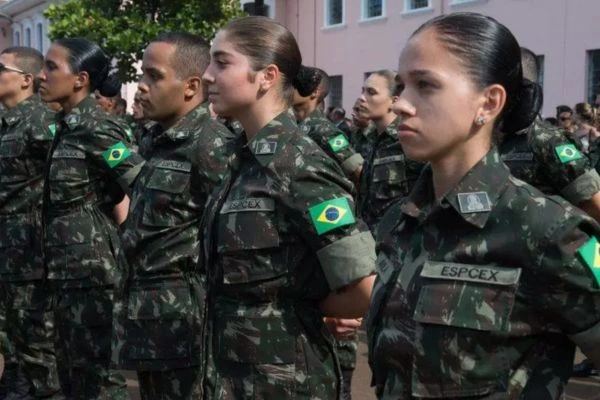 Alistamento Militar Feminino